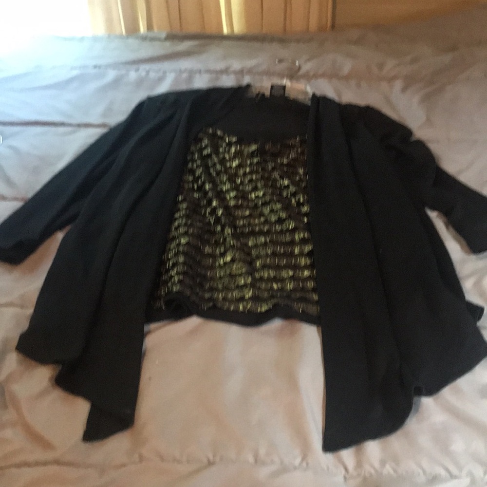 Black & Ruched Gold XL New Directions Blouse